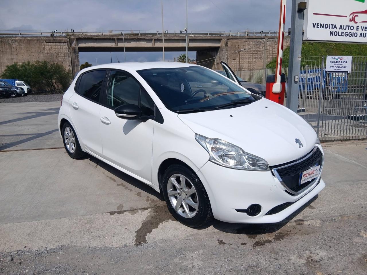 Peugeot 208 1.4 HDi 68 CV 5 porte Active