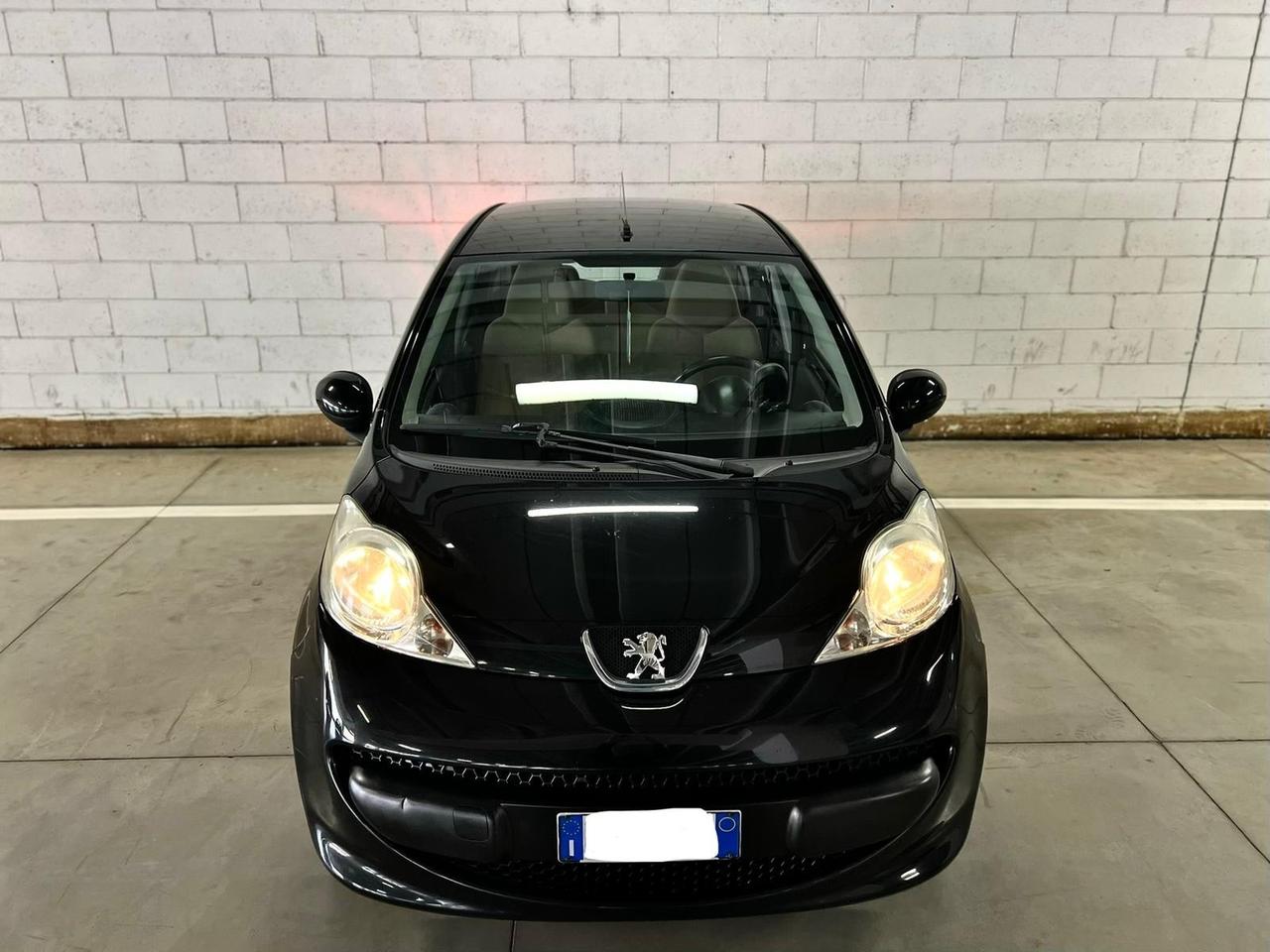 Peugeot 107 1.0 68CV 5p. Sweet Years