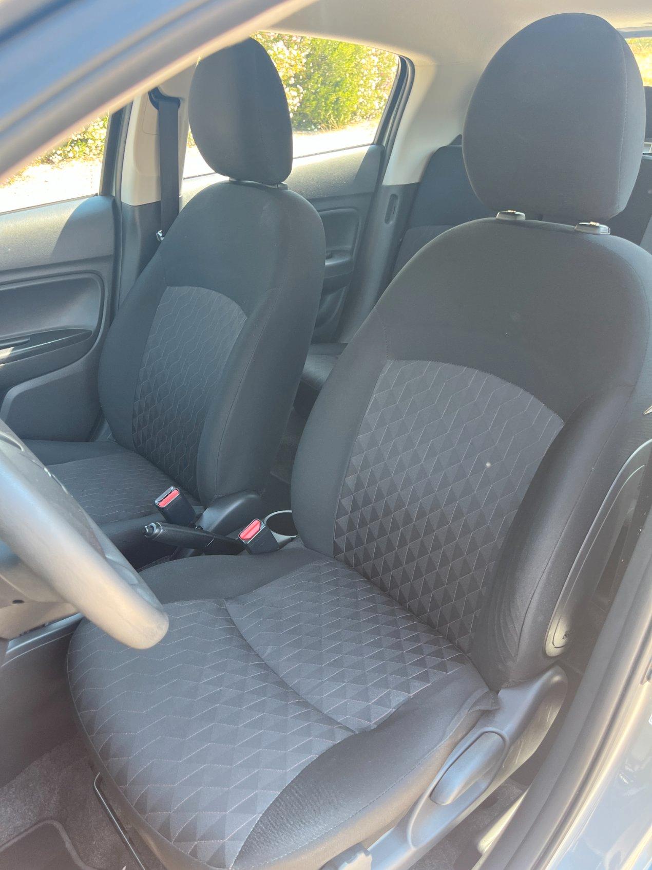 Mitsubishi Space Star 1.2 Invite radio