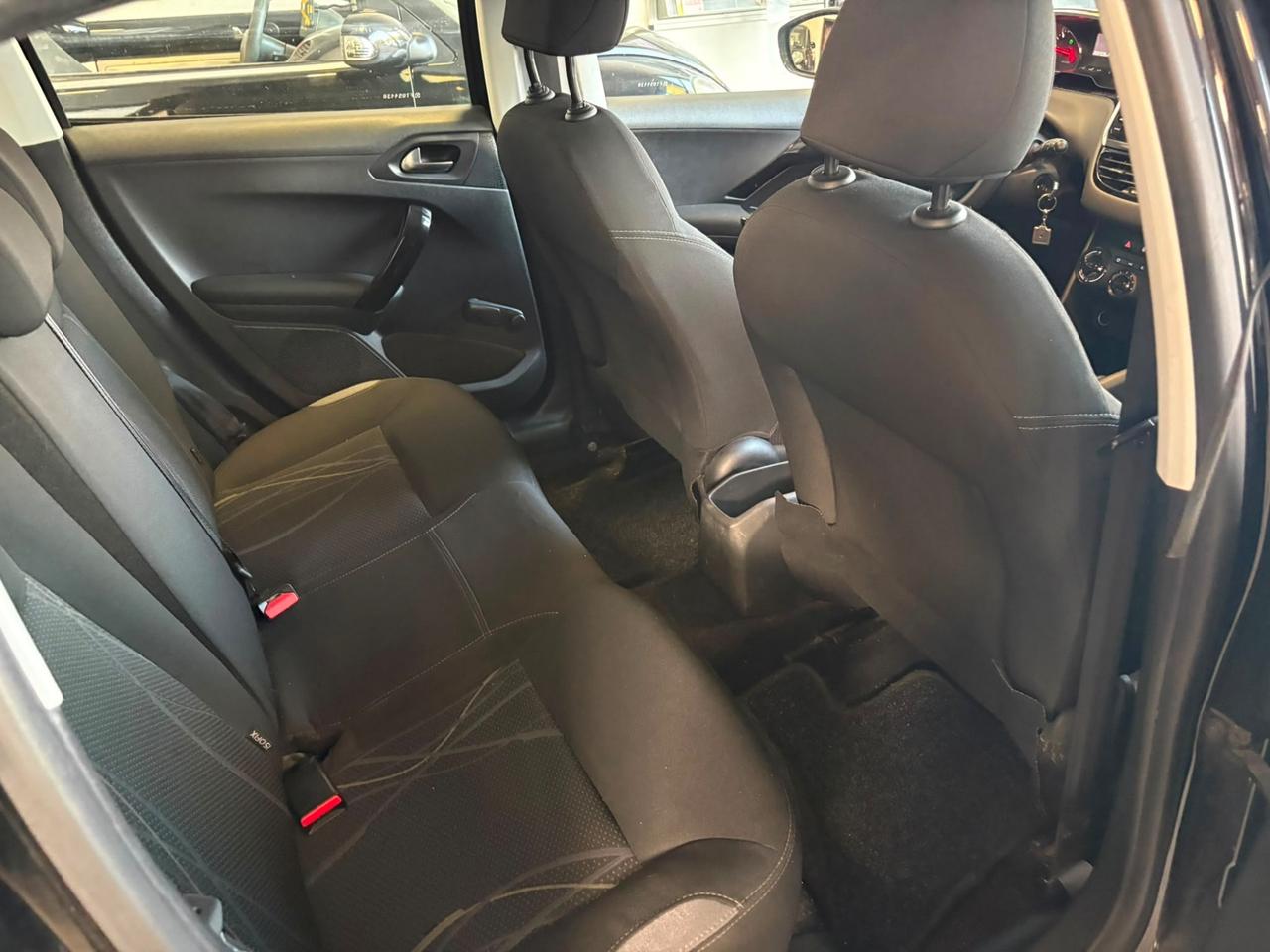 Peugeot 208 1.4 HDi 5 porte Ok neopatentati