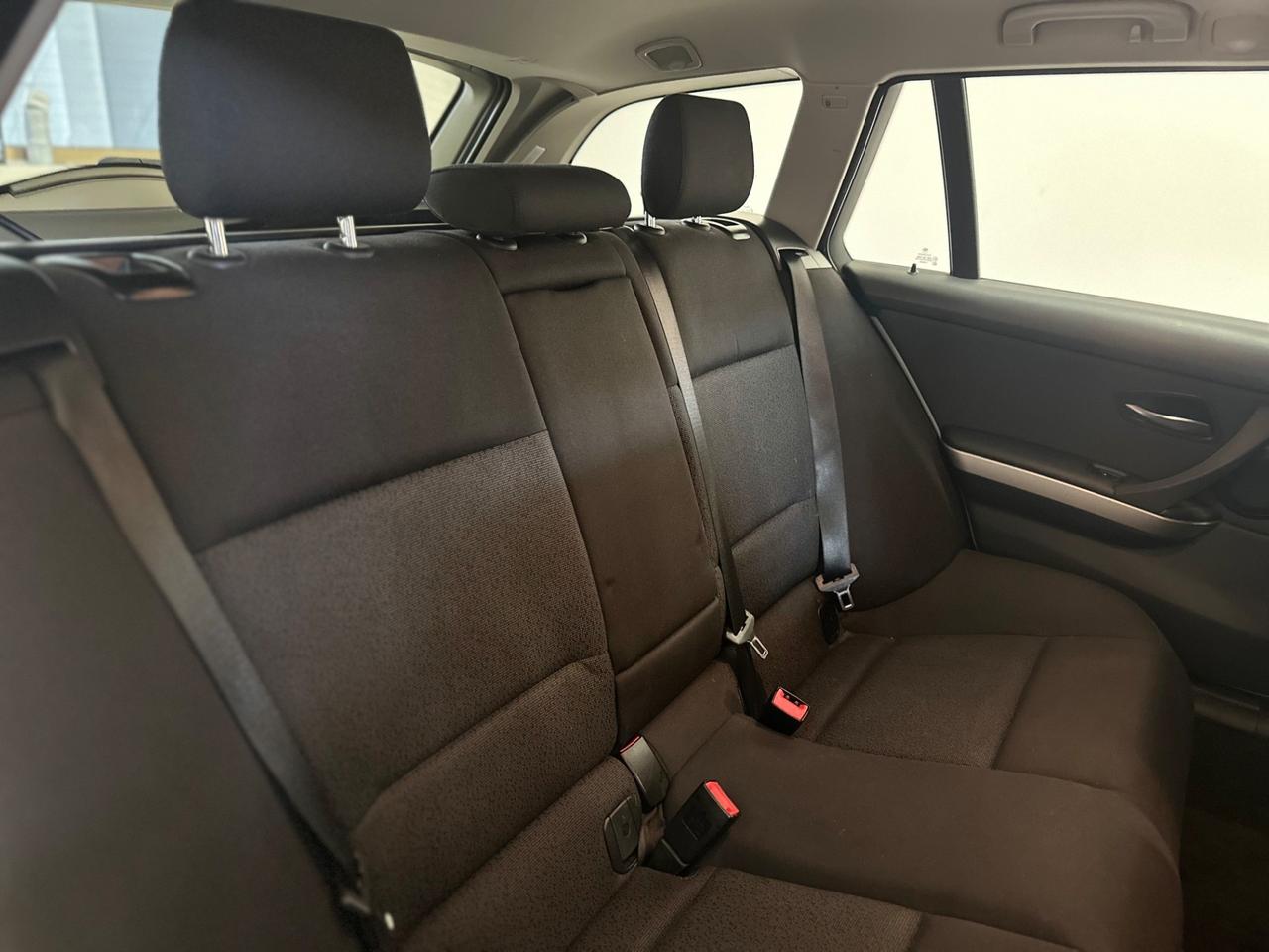 Bmw 320 320d cat Touring Attiva