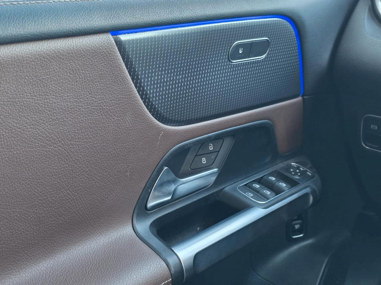 Mercedes-benz GLB 200 d Automatic Premium#LED#NAVI#VIRTUAL#CAM#PELLE#AMBIENT LIGHT