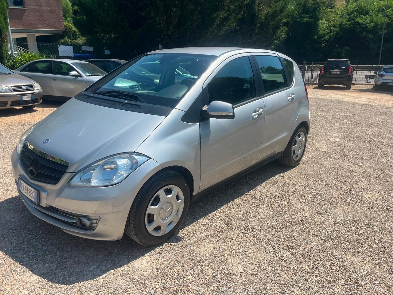Mercedes-benz A 160 180 AUTOMATIC Premium