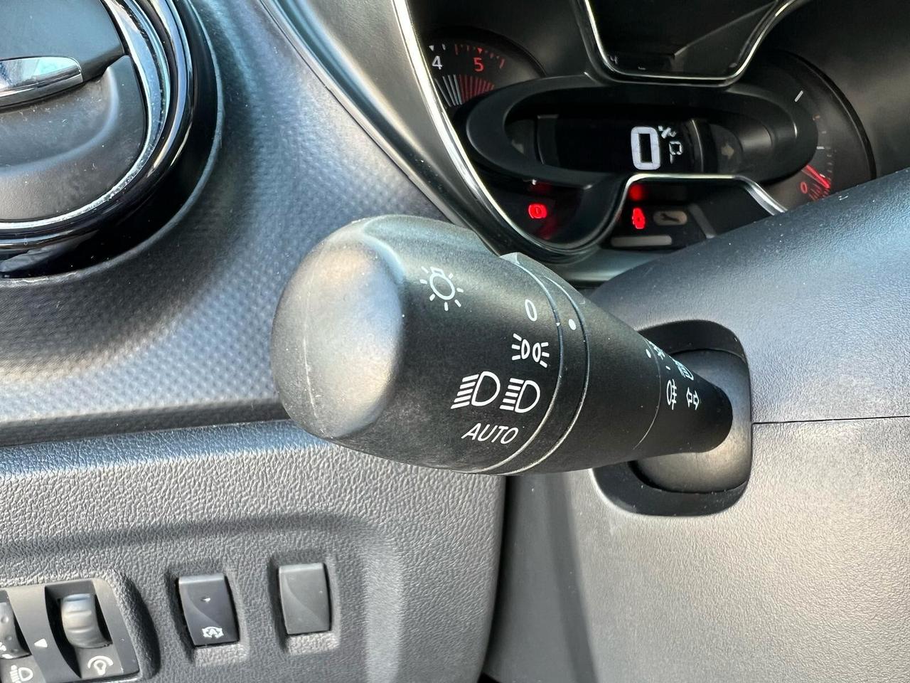 RENAULT CAPTUR 1.5 dCi 90cv 2017!!! R-LINK!!!