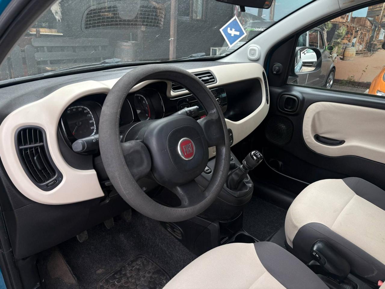 Fiat Panda 1.2 Lounge E5b