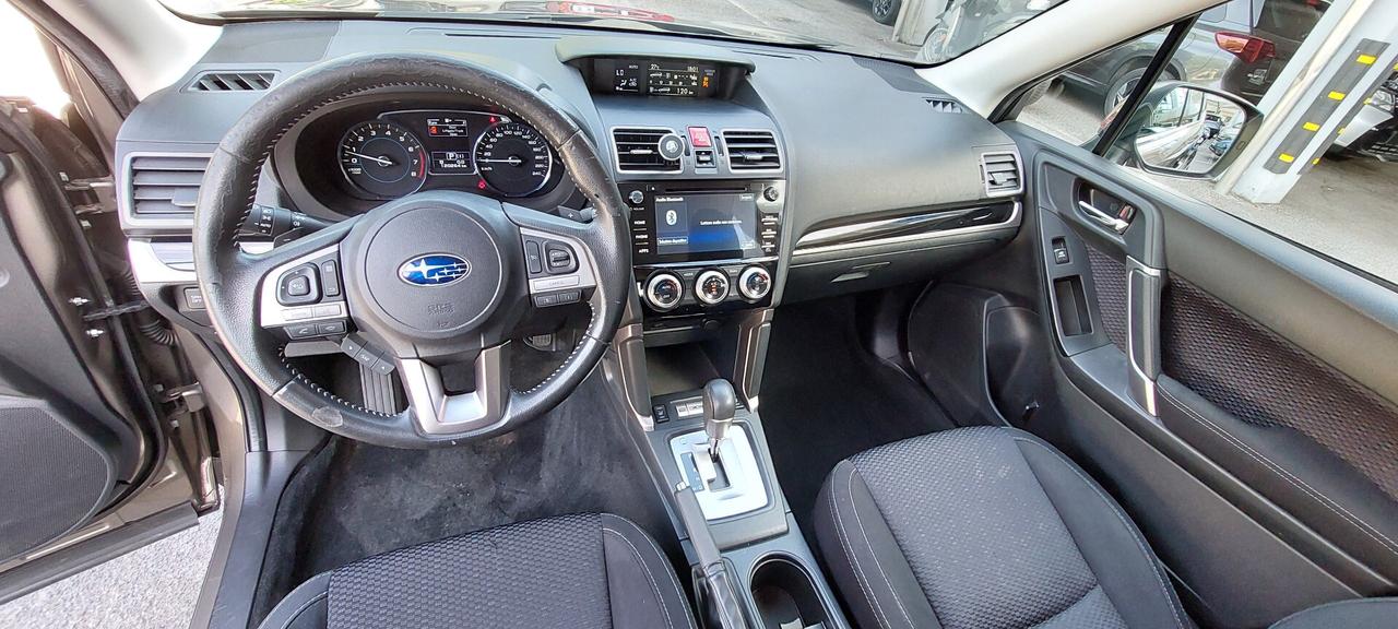 Subaru Forester 2.0i Style cambio automatico lineartronic