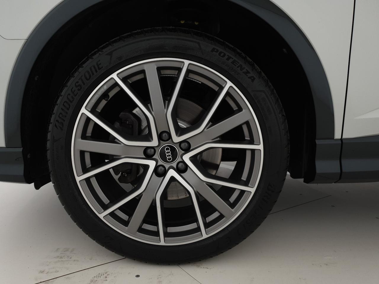 Sportback 40TDI 193CV quattro Str Identity Black