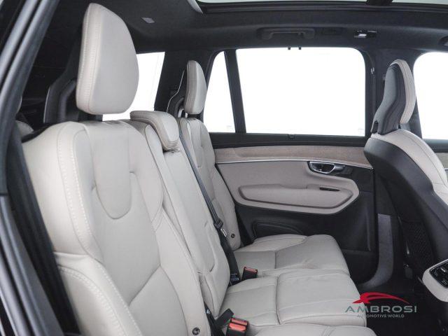 VOLVO XC90 B5 AWD Mild hybrid Benzina Ultra Bright 7 Sedili
