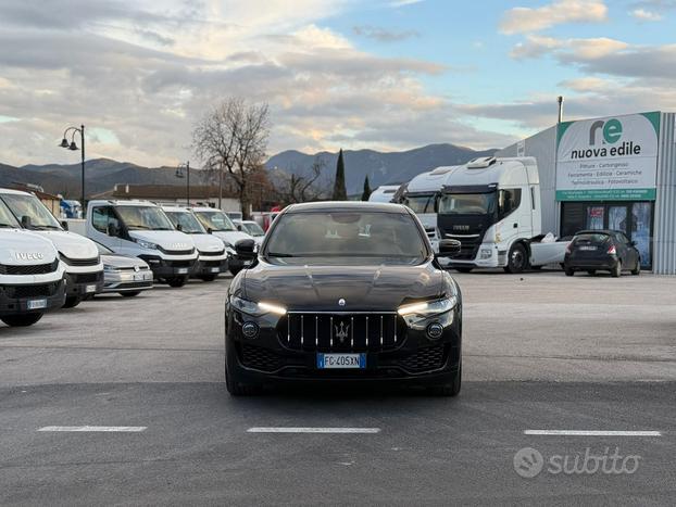 Maserati levante 3.0