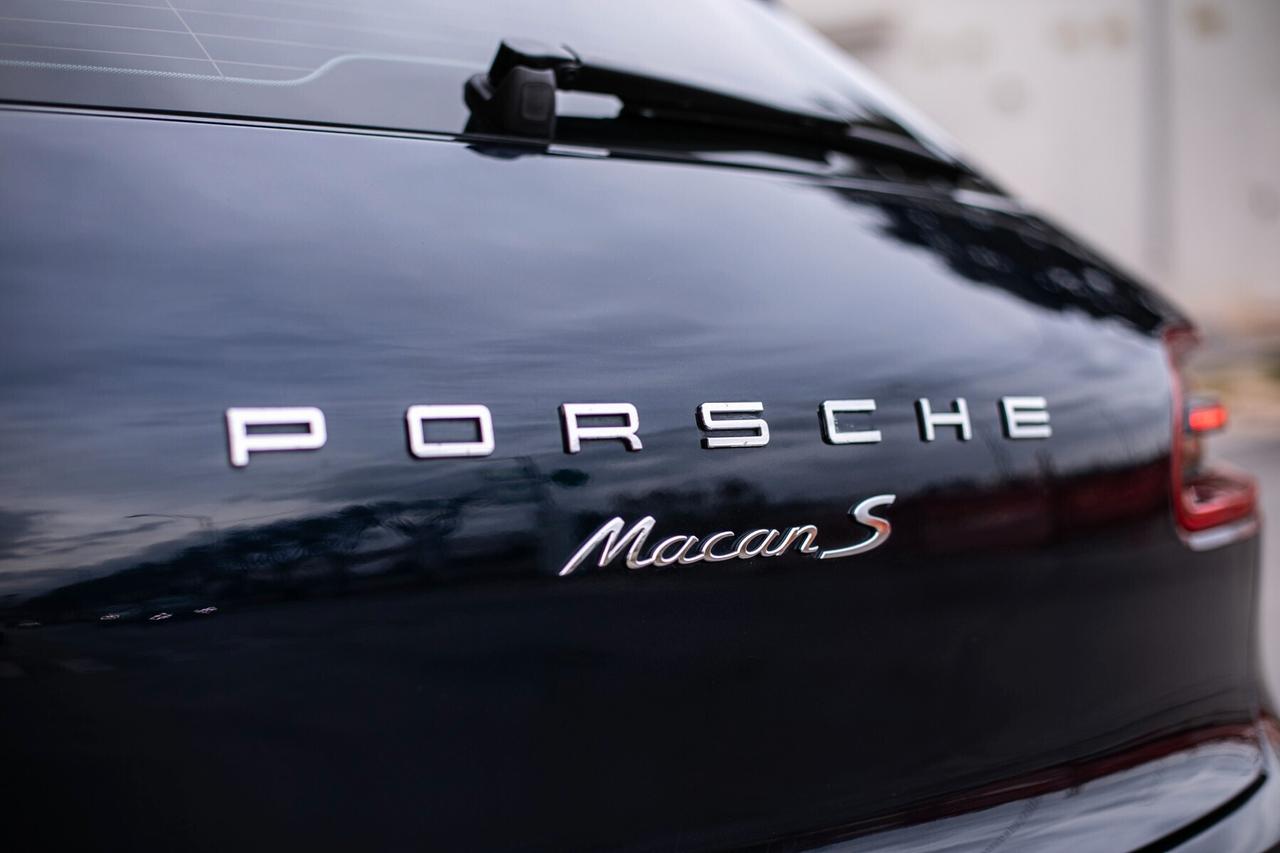 Porsche Macan 3.0d S 250cv TETTO APRIBILE,NAVI,LED,TELECAMERA, KM CERTIFICATI,GARANZIA 12 MESI