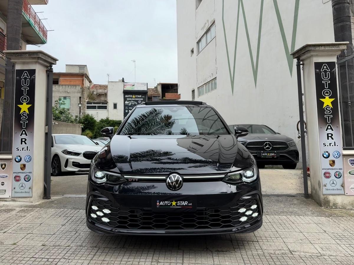 Volkswagen Golf 8 GTI 2.0 TSI 245 CV