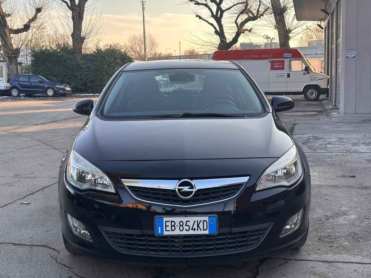 Opel Astra 1.7 CDTI 110CV 5 porte solo 120mila km