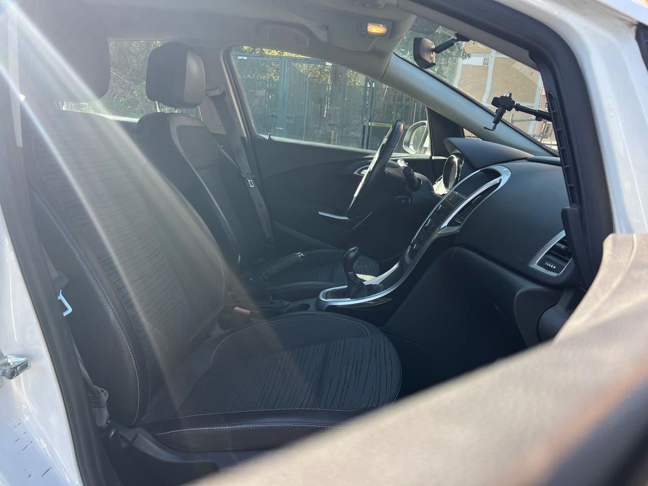 Opel Astra Cosmo 1.7 CDTI #6713