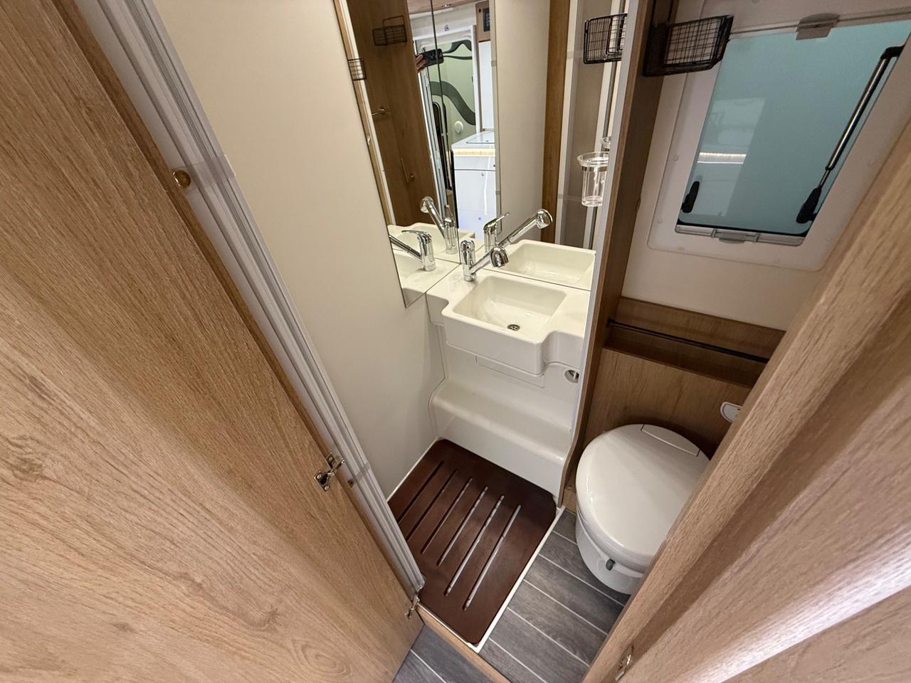 ROLLER TEAM ZEFFIRO 285 XT 6.99 5 POSTI OMOLOGATI