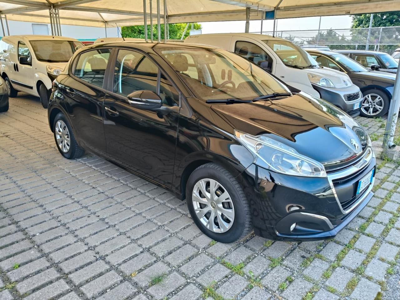 Peugeot 208 puretech 82 5p active