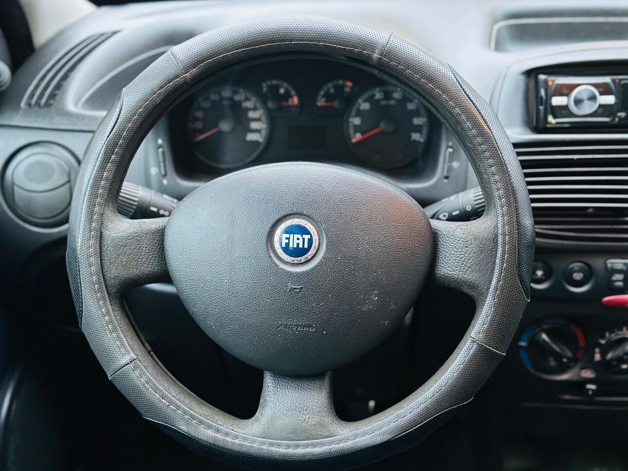 Fiat Punto 1.3 Multijet 5 PORTE AUTOVETTURA