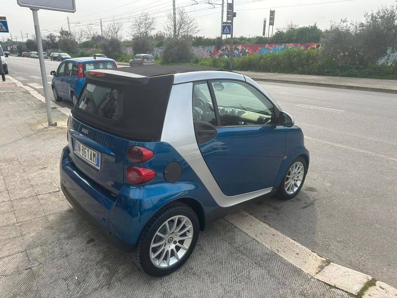 Smart ForTwo 1000 52 kW MHD cabrio passion