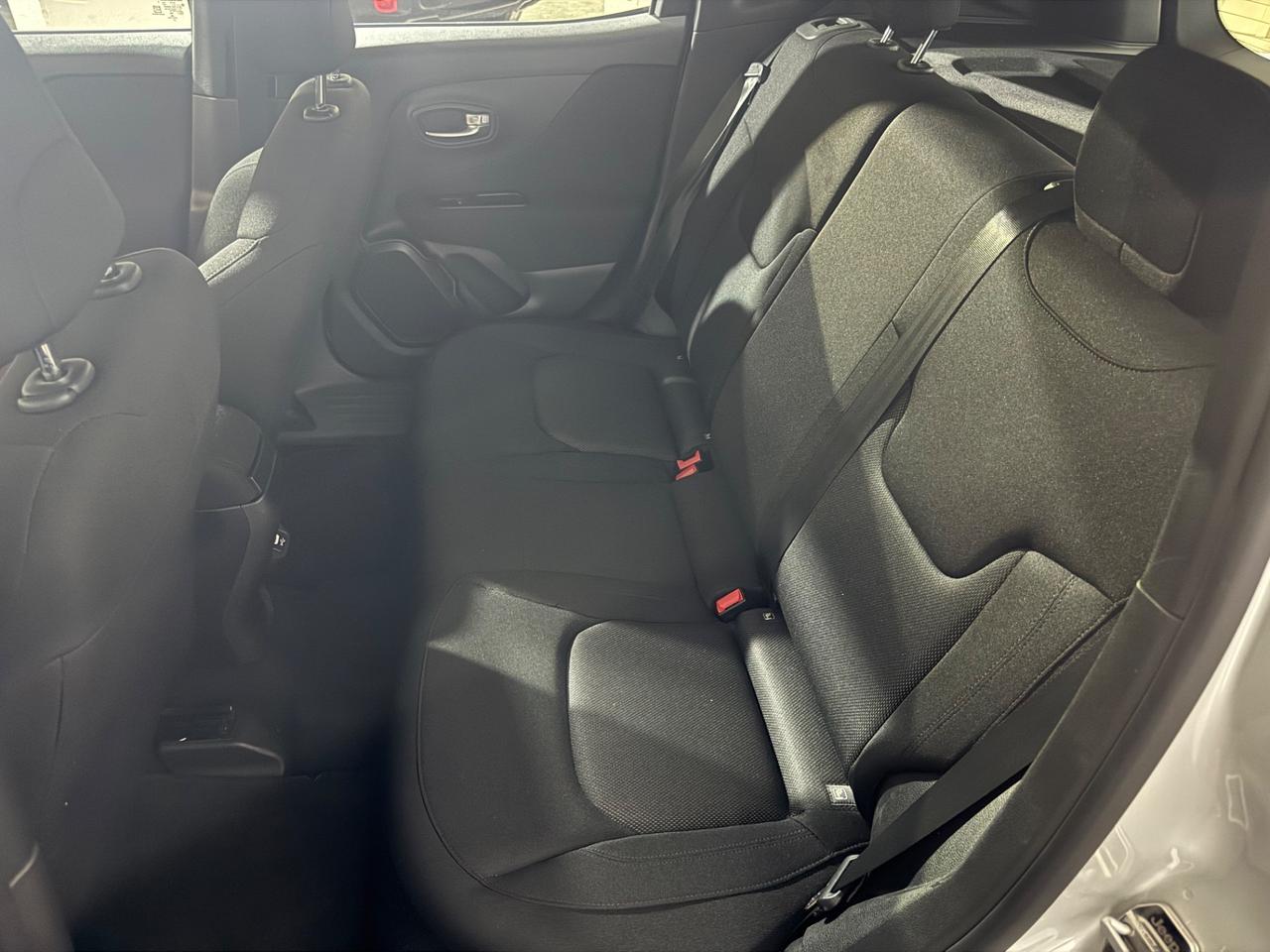 Jeep Renegade 1.6 Mjt DDCT 120 CV Night Eagle