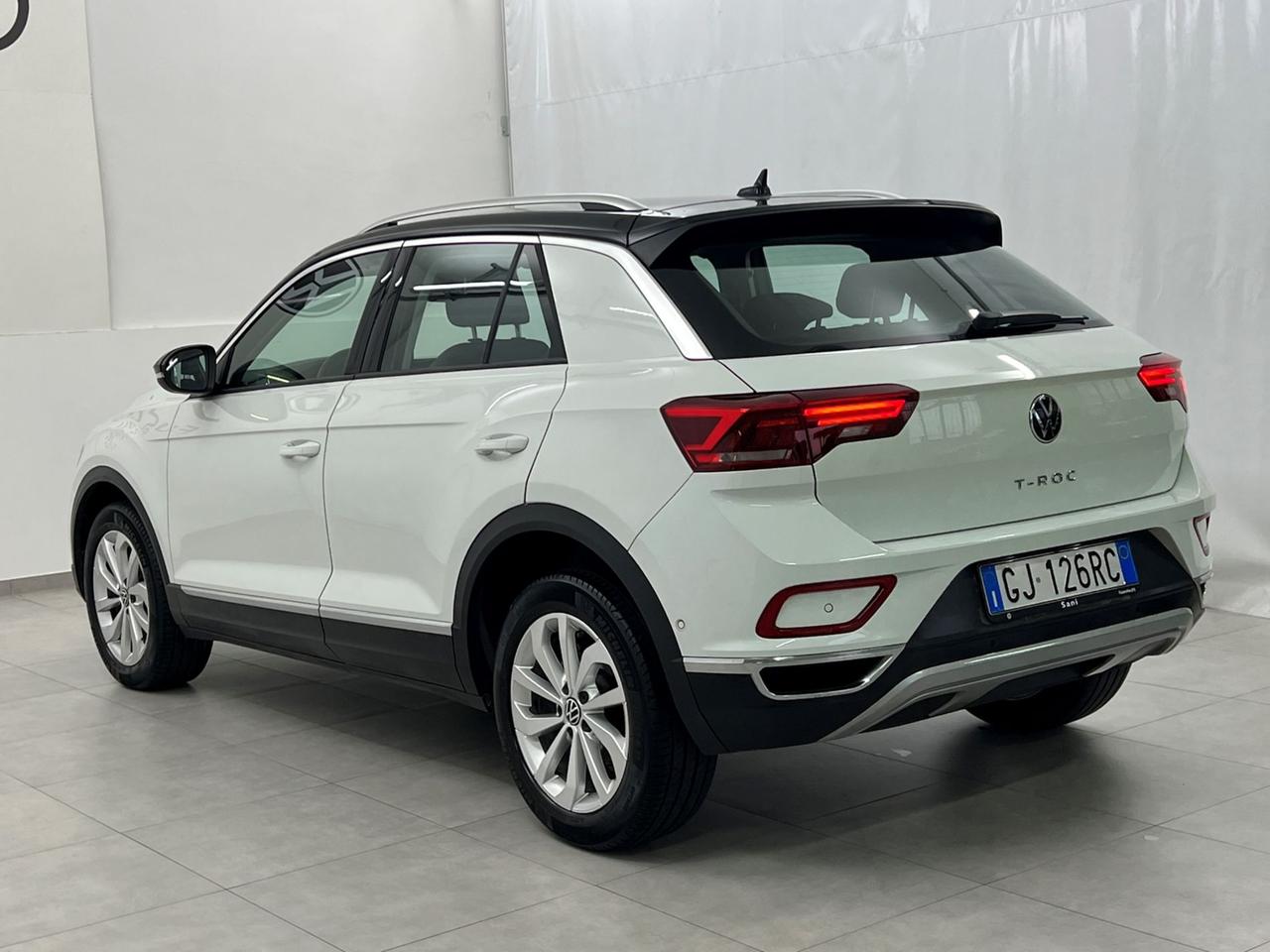 VOLKSWAGEN T-Roc 2022 T-Roc 1.0 tsi Style 110cv