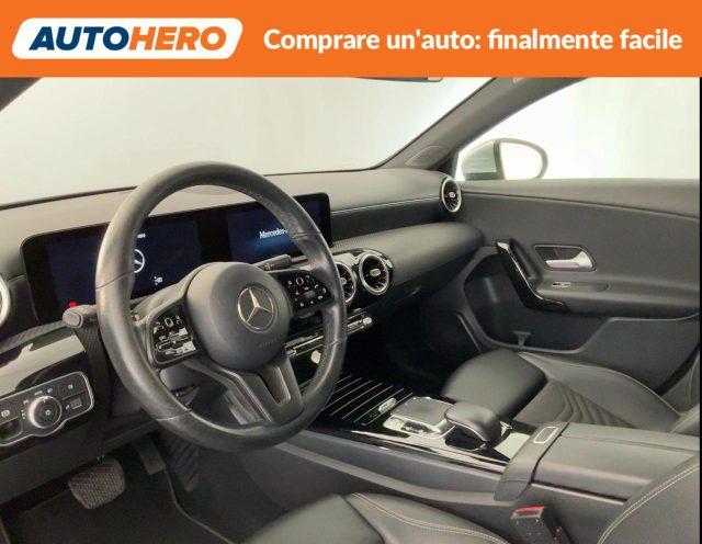 MERCEDES-BENZ A 180 d Automatic Business