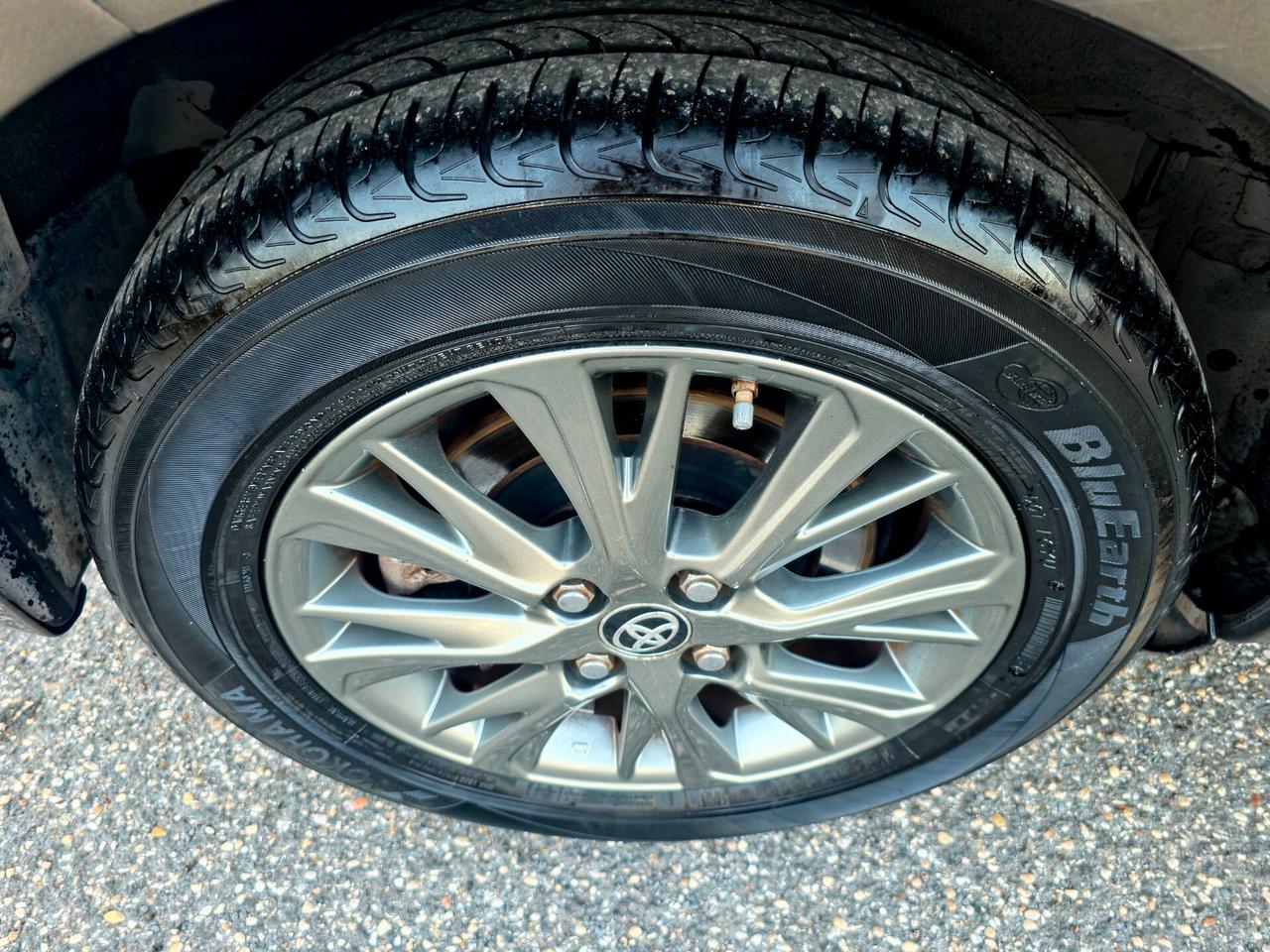 Toyota Yaris 1.5 Hybrid 5 porte Business 2017-E6B Automatico NEO