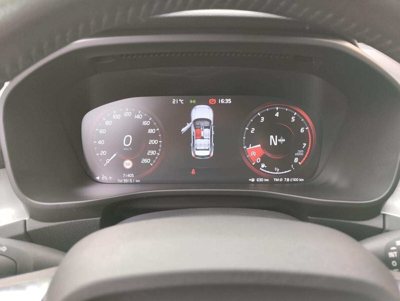Volvo XC40 T2 Momentum Core