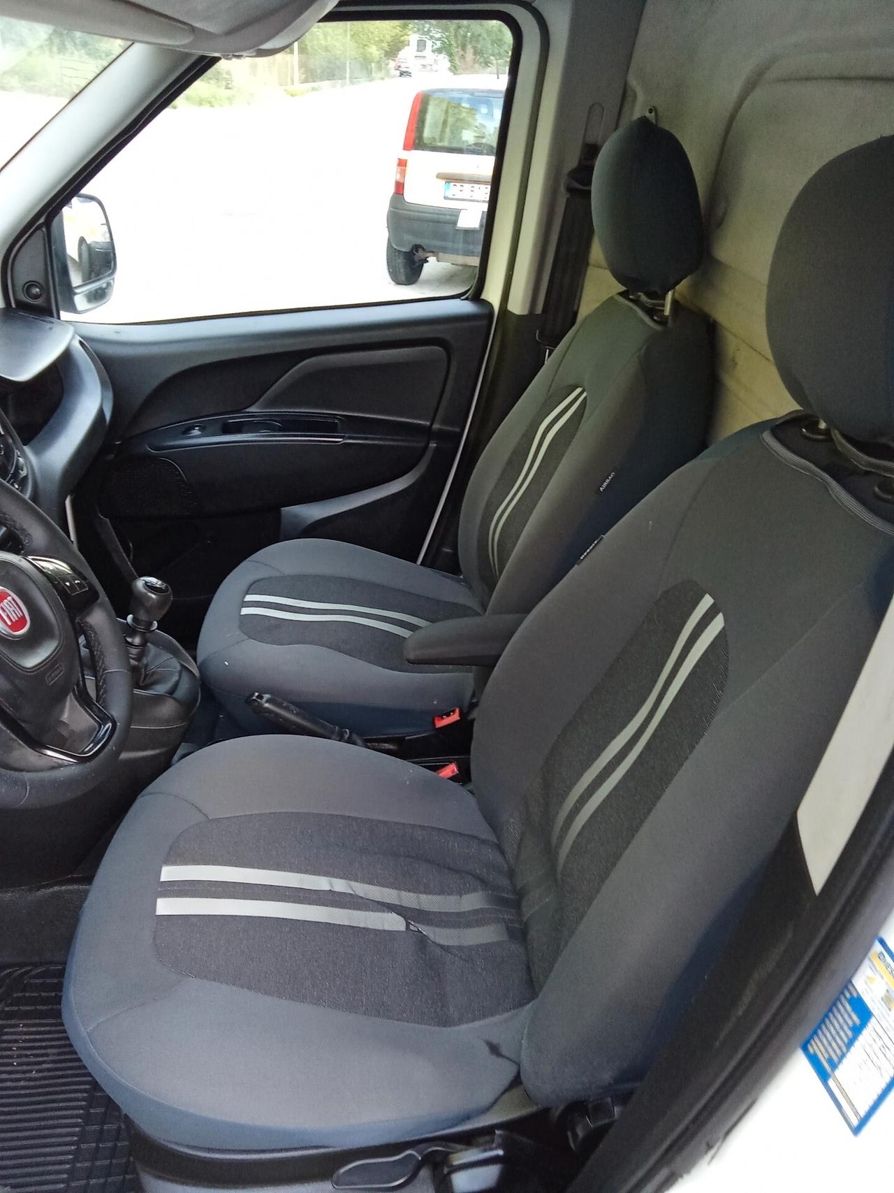 Fiat Doblò 1.4 T-Jet Natural Power 11/015
