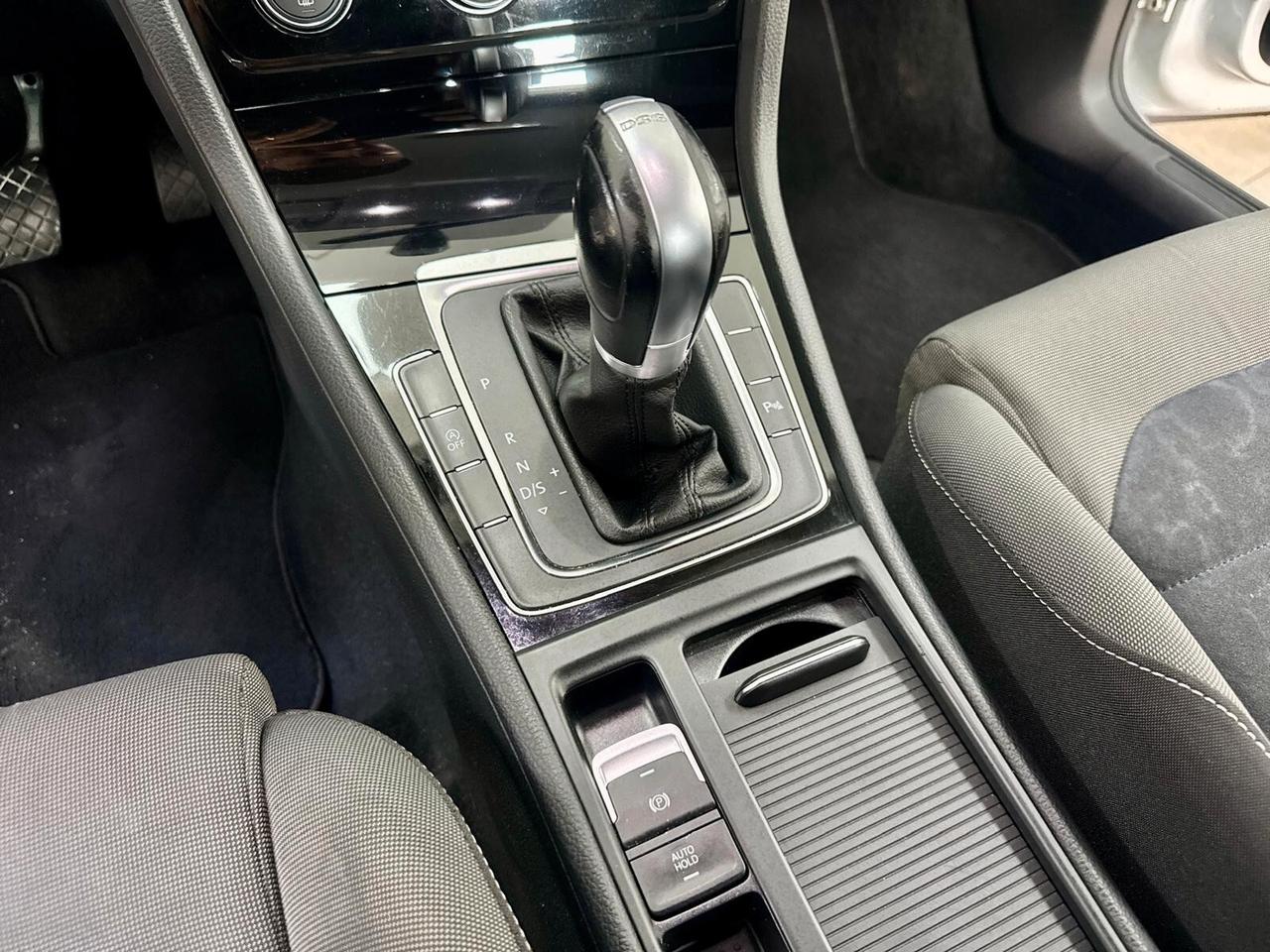 Volkswagen Golf 1.6 TDI 110CV DSG 5p. Highline 2017