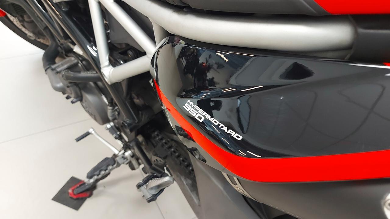 DUCATI HYPERMOTARD 950 RVE