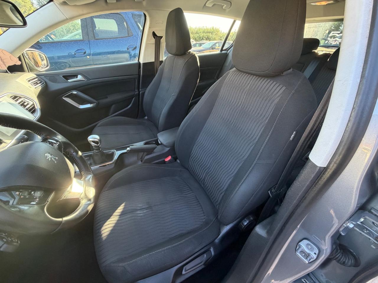 Peugeot 308 BlueHDi 120 S&S Allure