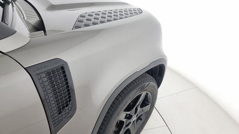 Land Rover Defender 110 3.0D I6 200 CV AWD Auto SE N1 Autocarro