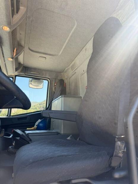 Motrice Iveco Stralis XP 460 scarrabile Rimorchio Piacenza Scarrabile