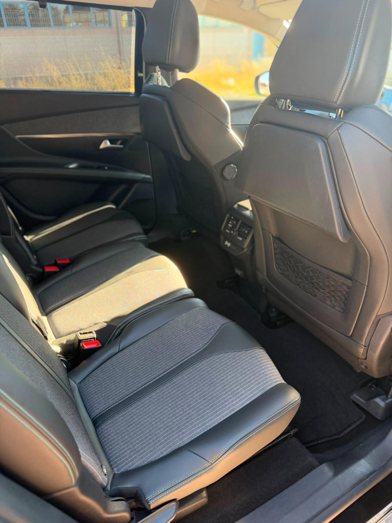 Peugeot 5008 BlueHDi 130 S&S Allure 7 POSTI PARI AL NUOVO