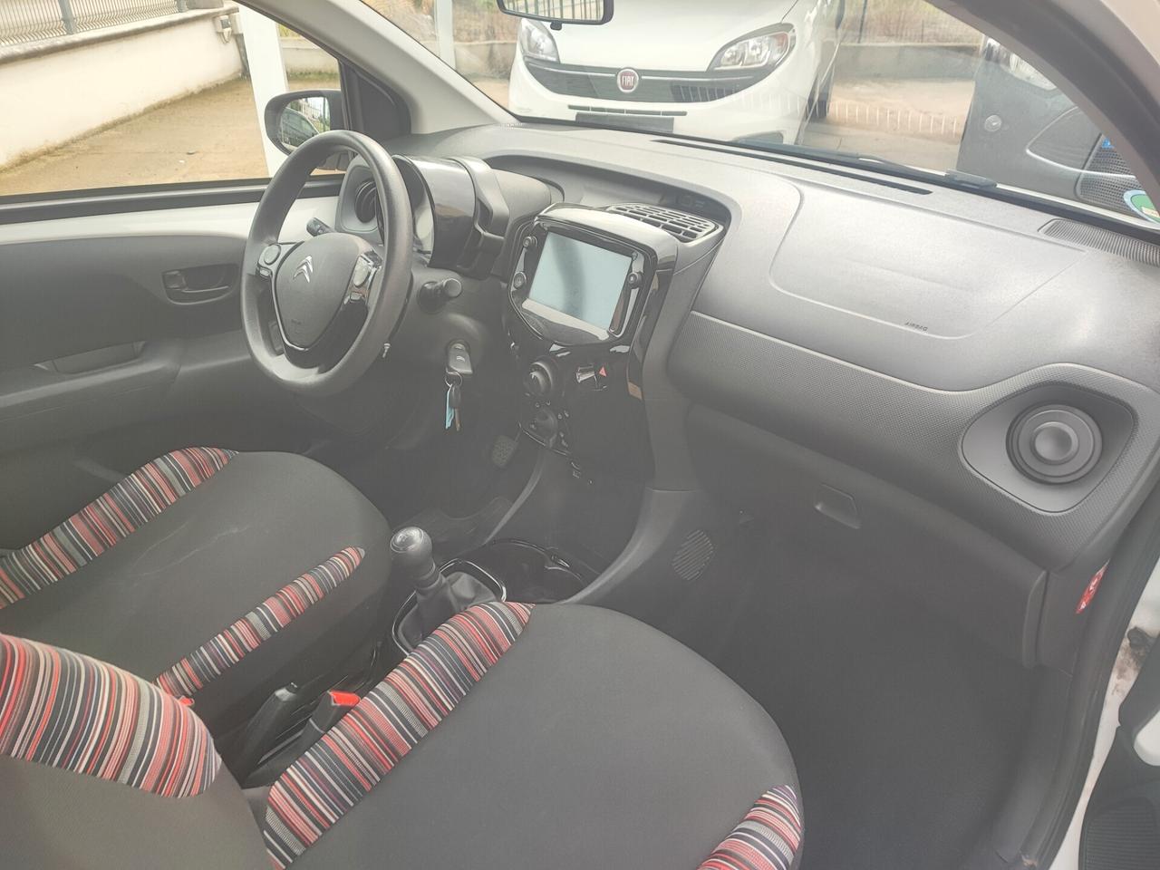 Citroen C1 VTi 72 S&S 3 porte Shine