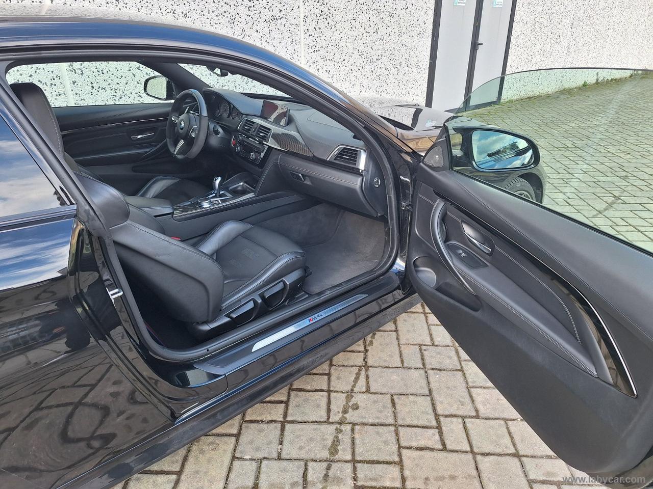 BMW M4 COMPETITION MILLTEK TAGLIANDI UFFICIALI CARBONIO