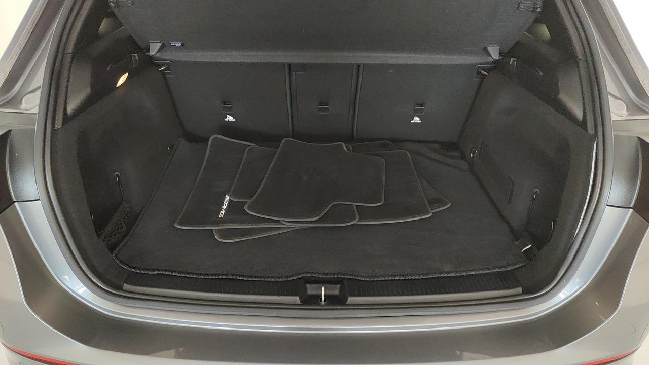 Mercedes-Benz B 200 d Premium auto