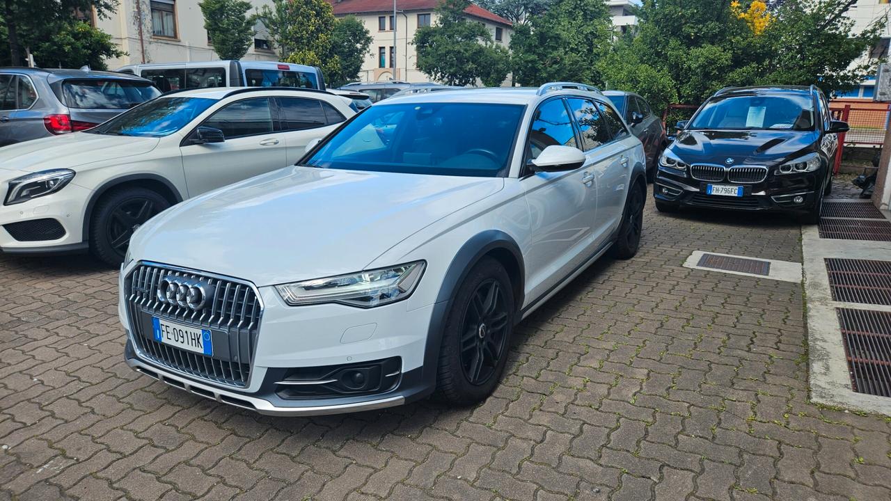 Audi A6 allroad 3.0 tdi quattro 218cv s-tronic PELE-CAMERA-SED.RIS