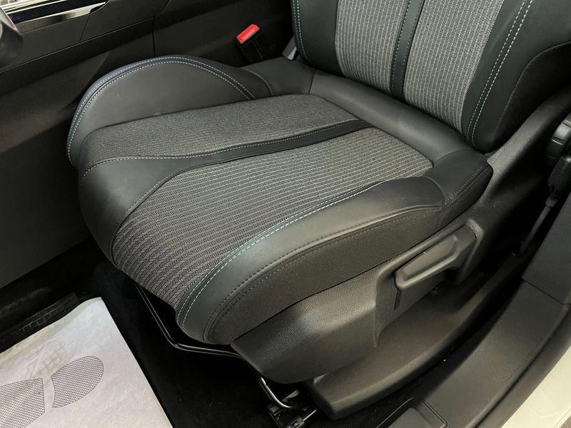 Peugeot 3008 3008 BlueHDi 130 S&S EAT8 Allure Pack