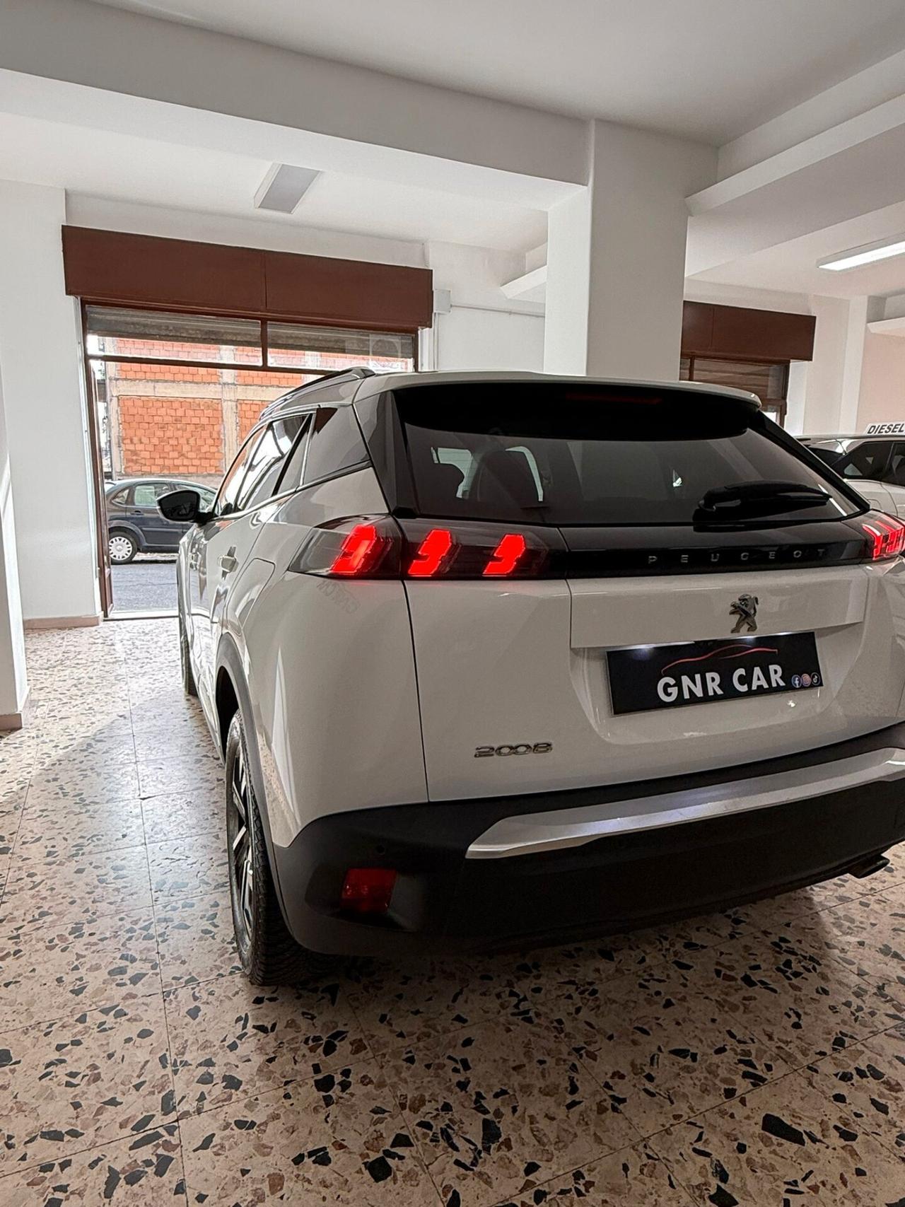 Peugeot 2008 BlueHDi 130 S&S EAT8 Allure