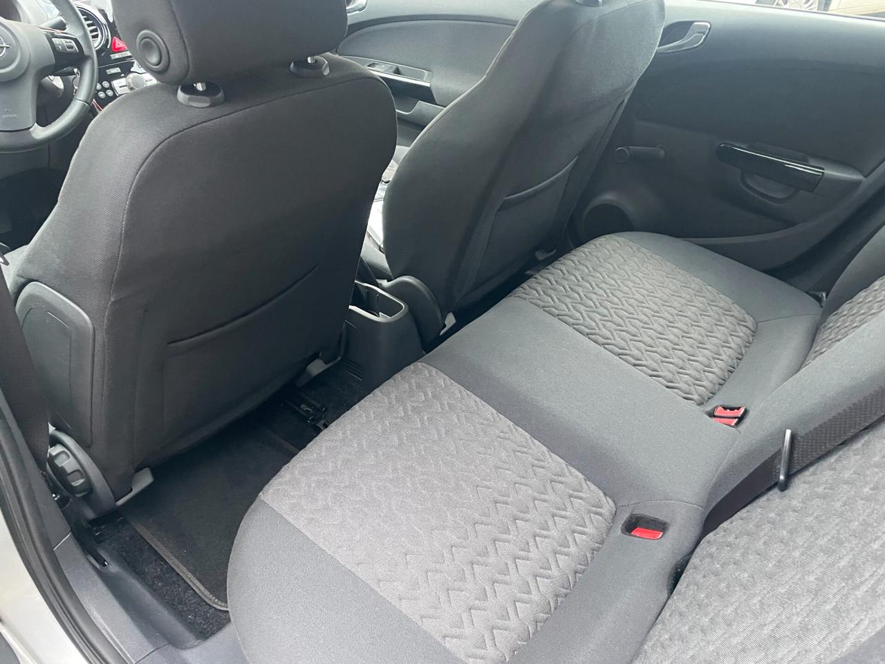 Opel Corsa 1.2 5 porte Edition IDONEA NEOPATENTATI