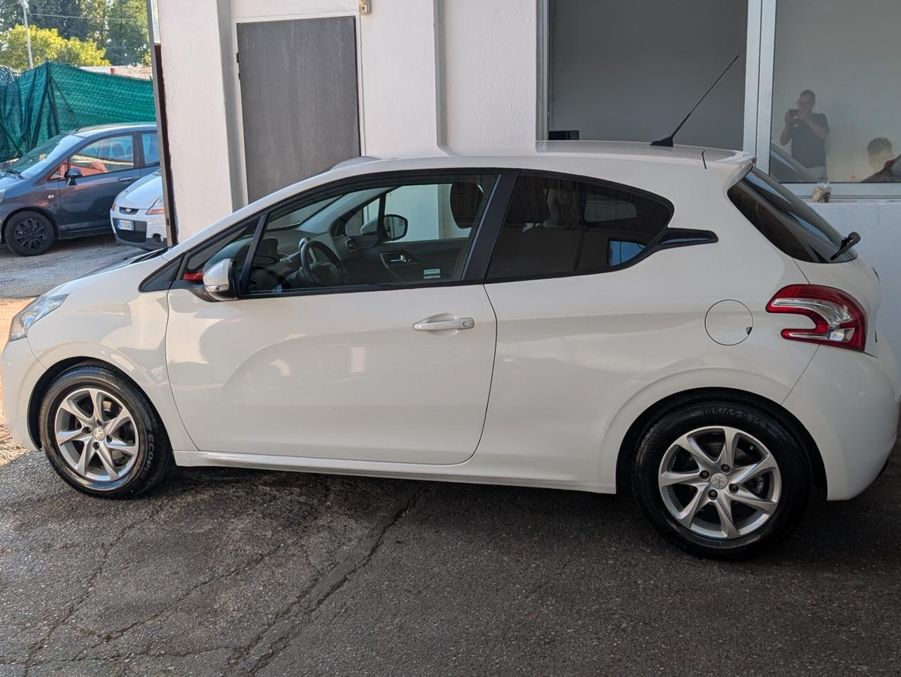 Peugeot 208 1.4 VTi 95 CV 3p. Allure