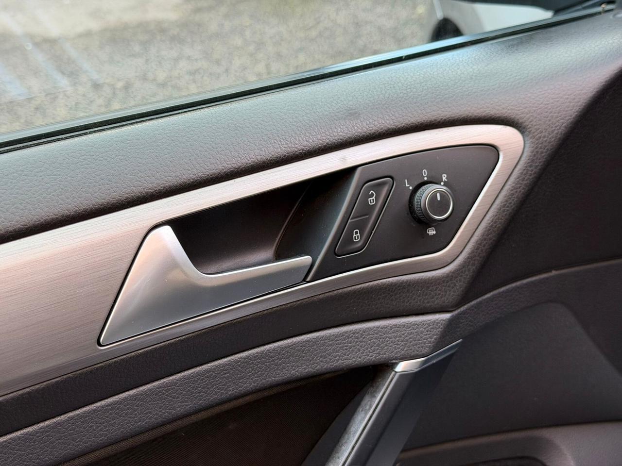 Volkswagen Golf Variant 1.6 TDI 110CV SW ***MOTORE E TURBINA NUOVI***