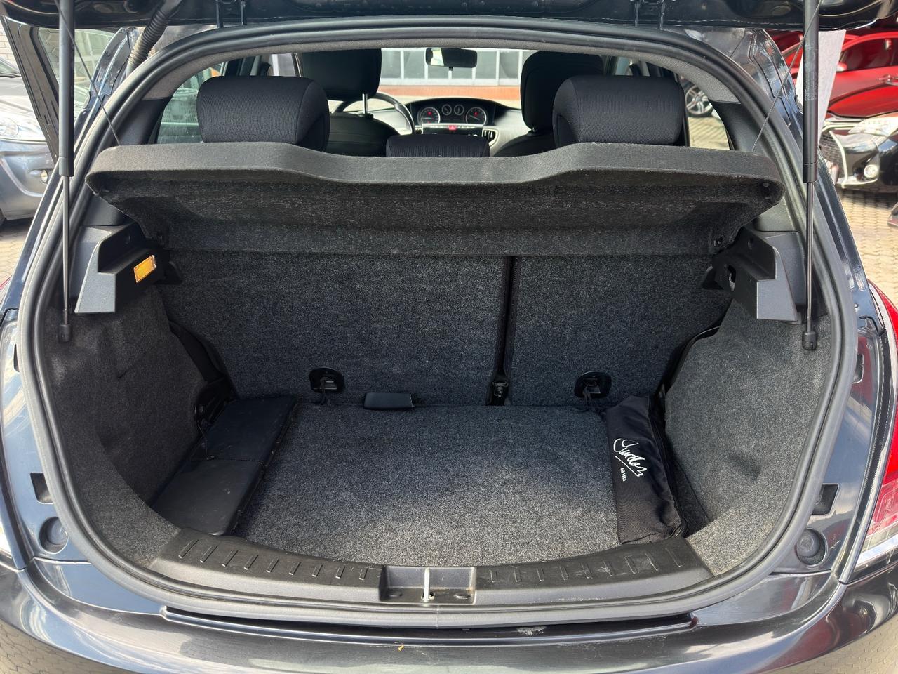Lancia Ypsilon 1.2 69 CV 5 porte GPL Ecochic Elefantino