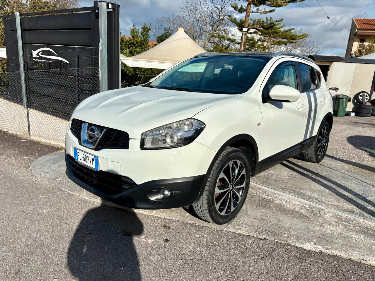 Nissan Qashqai 1.5 dCi N-tec (Tetto-Navigatore- Retro Camera)