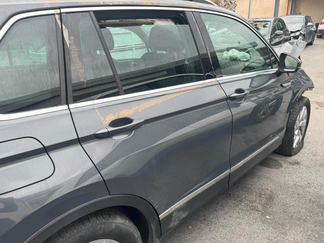 VW Tiguan 2.0 TDI 150 CV DSG Elegance-2021