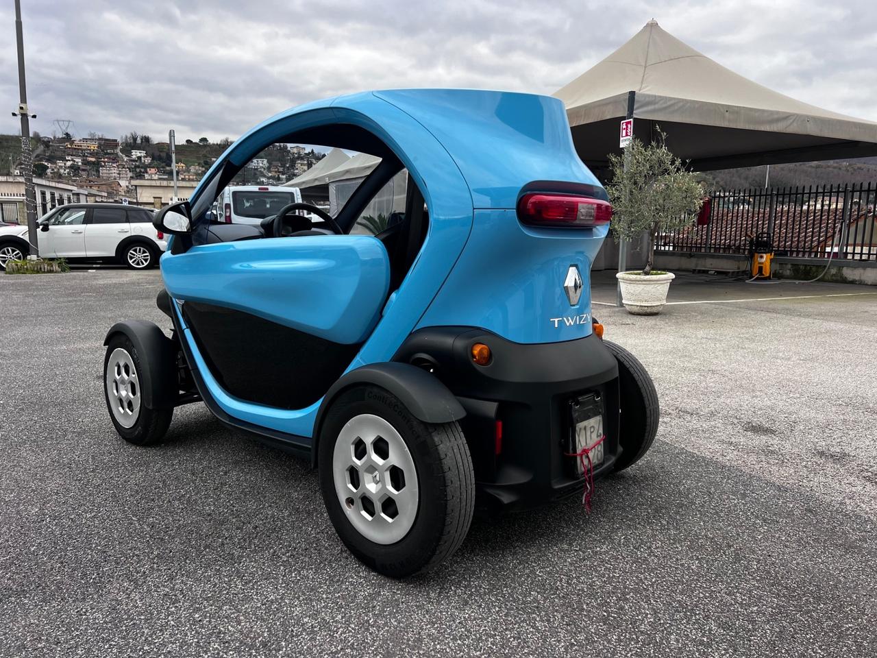 Renault Twizy 80 elettrica 125 cc