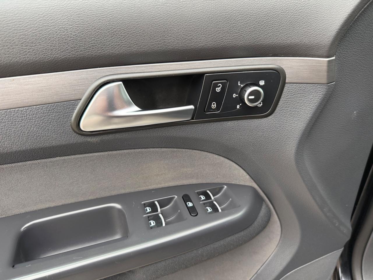 Volkswagen Touran 1.6 TDI Comfortline #7POSTI