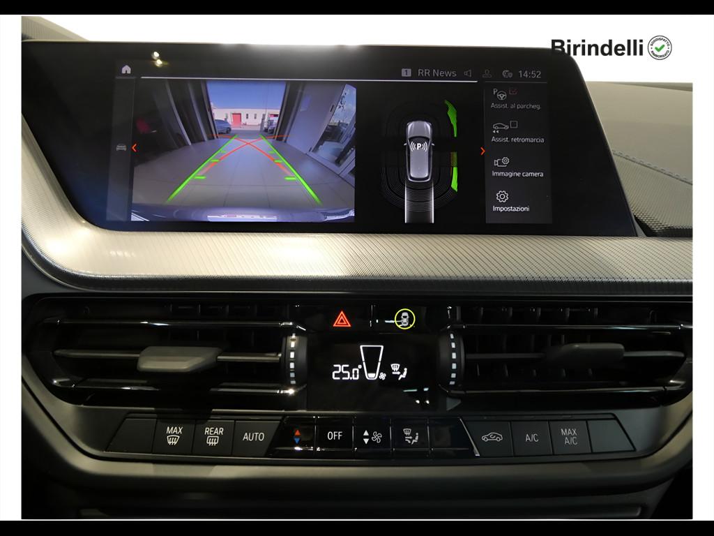 BMW Serie 1 (F40) - 118d 5p. Msport