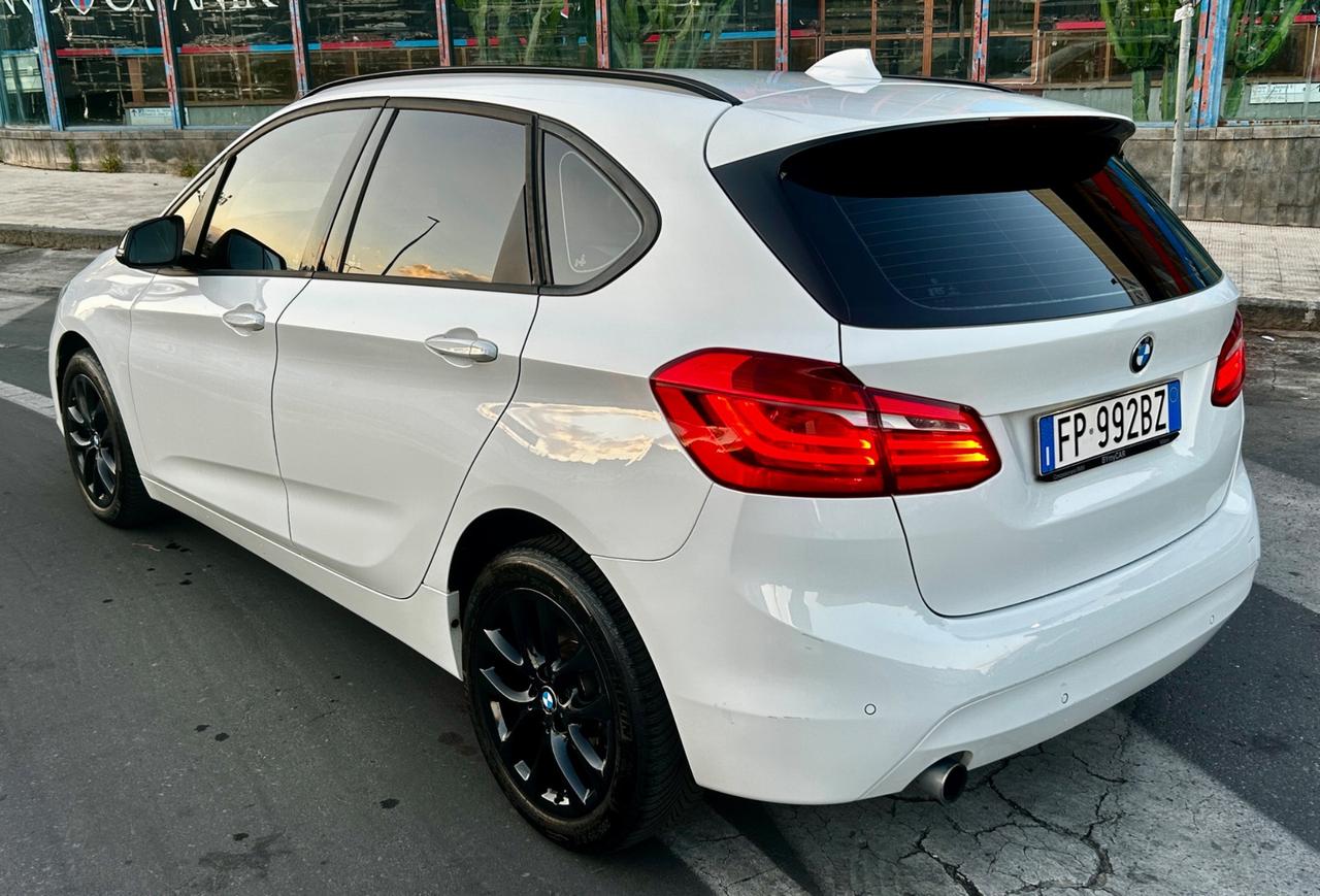 Bmw 2er Active Tourer 218d Luxury sport