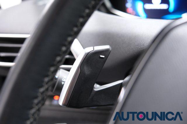 PEUGEOT 3008 HYBRID4 300 E-EAT8 ALLURE PACK